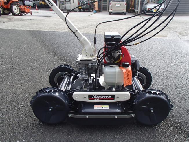 草刈機 AZ853 写真４