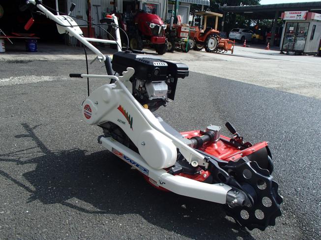 草刈機 AZ746F 写真３