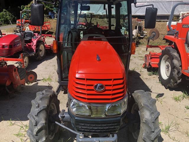 トラクター KL300 写真２