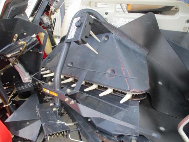 コンバイン GC323V 写真７