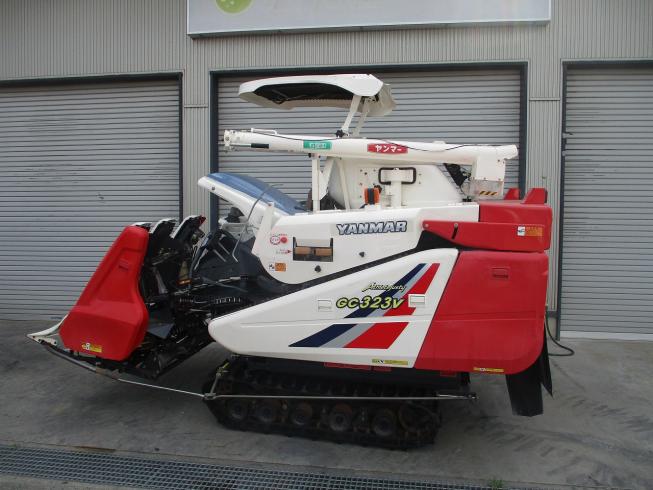 コンバイン GC323V 写真４