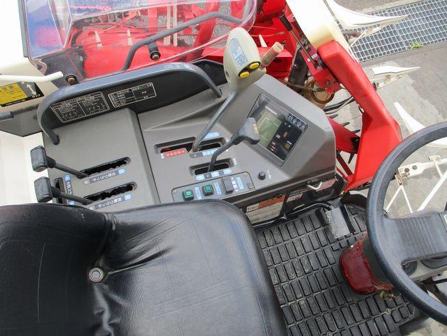 コンバイン GC221 写真８