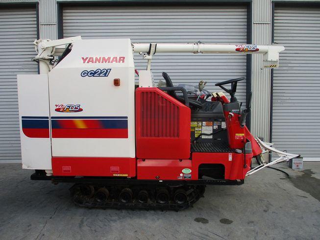 コンバイン GC221 写真３