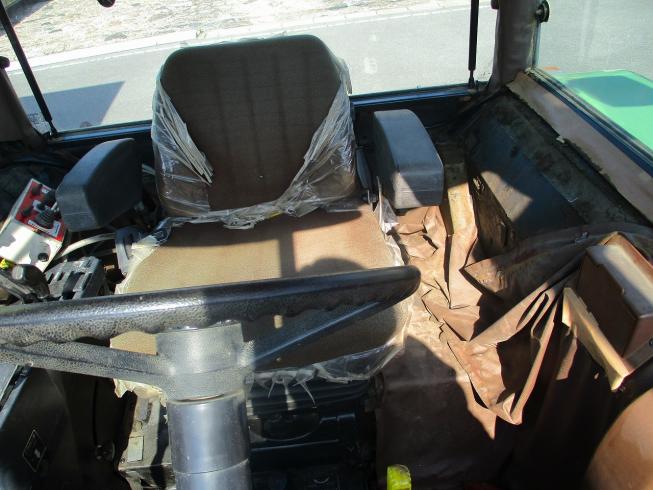 トラクター 2250 写真６