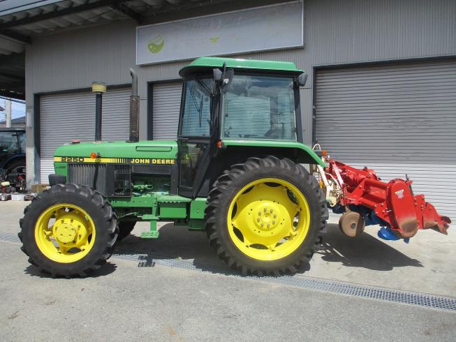 トラクター 2250 写真３