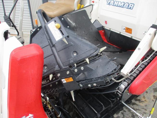 コンバイン Ee211G 写真８