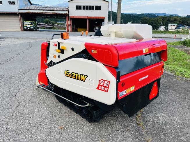 コンバイン Ee211W 写真４