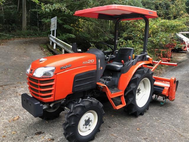 トラクター KB20F 写真２