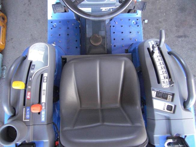 トラクター TQ13-KXA1 写真３