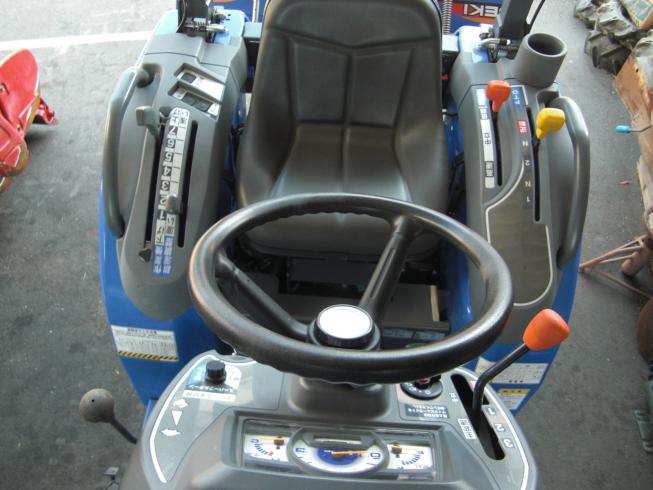 トラクター TQ13-KXA1 写真２