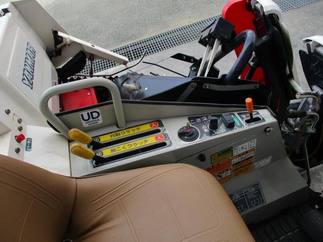 コンバイン Ee211 写真５