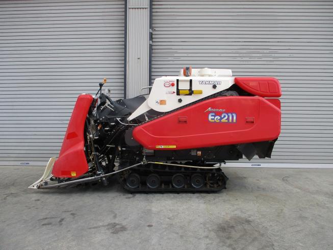 コンバイン Ee211 写真３