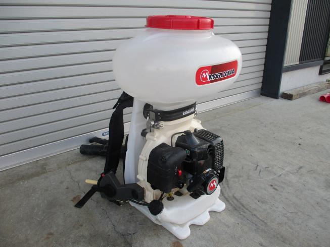 背負動力散布機 MDJ7000G 写真３