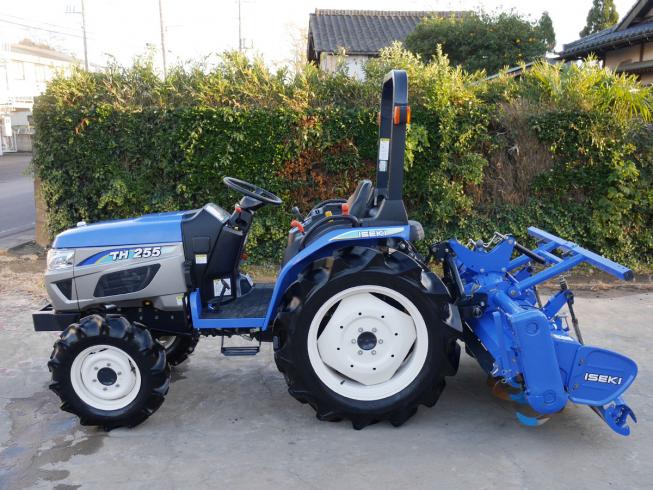 トラクター TH255 写真２