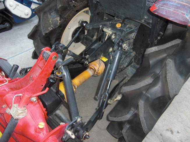 トラクター EF224 VUKS5+2m40cmウィングハロー付 写真７