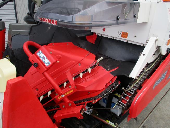 コンバイン GC221 写真７