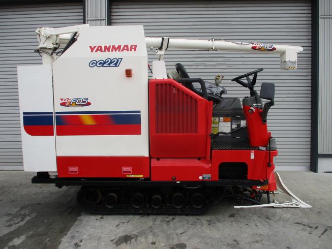 コンバイン GC221 写真４