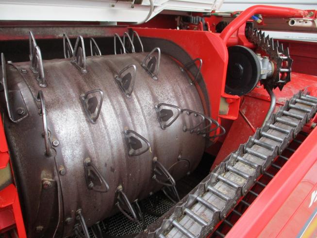 コンバイン GC221 写真９