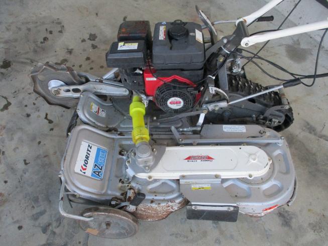 畦草刈機 AZC1307 写真４