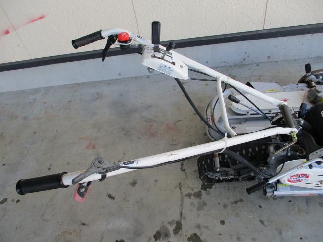 畦草刈機 AZC1307 写真８