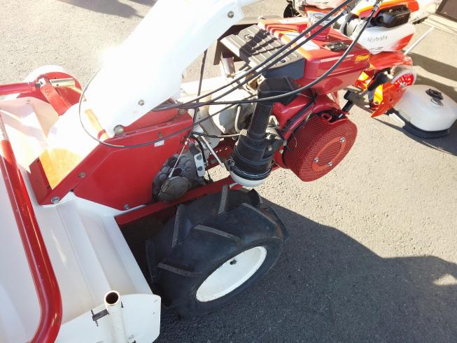 草刈機 ☆新春SALE☆　動画有 整備済　ナイフ(刃)・タイヤ新品♪　HR662 写真７