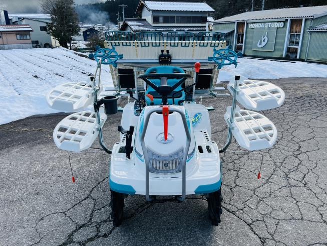 田植機 EP4-S 写真３