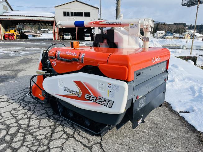 コンバイン ER211G-W 写真４