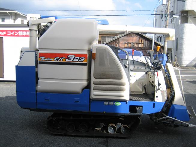 コンバイン HVG323G-ZATWC 写真４