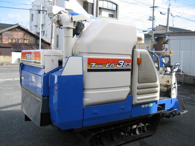 コンバイン HVG323G-ZATWC 写真５