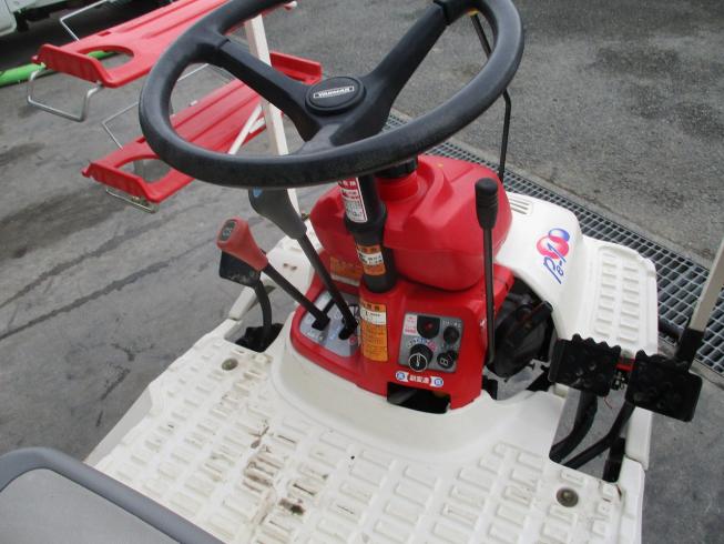 田植機 Pe-1 写真４