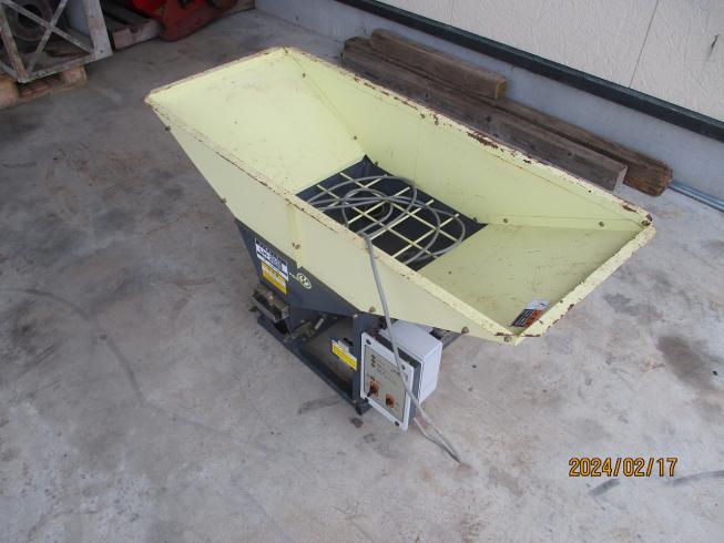 籾受けホッパー LH-30D2型 写真２