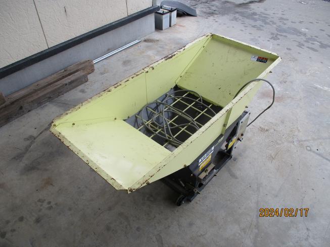 籾受けホッパー LH-30D2型 写真４