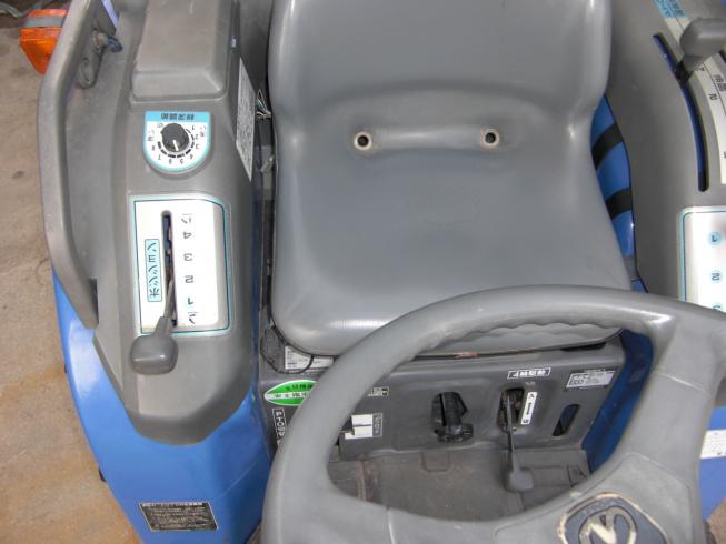 トラクター TH18-BA13V　フル装備　お買得 写真３
