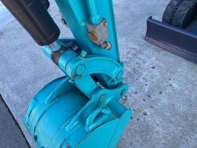 バックホー U-30-5 写真５