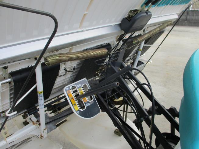 田植機 HP-J4 写真９