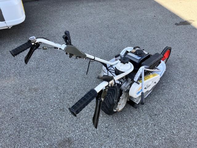 畦草刈機 WM606A 写真３