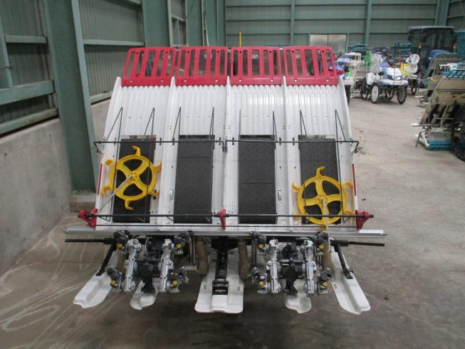 田植機 YR4J 写真10