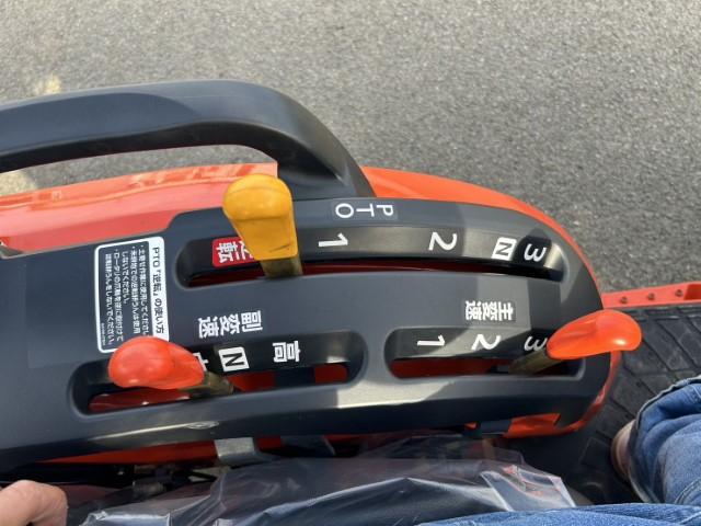 トラクター NB21SPMARF14 写真８