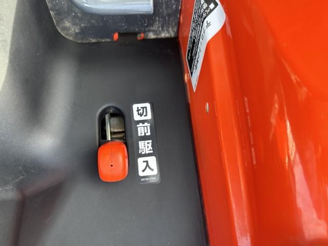 トラクター NB21SPMARF14 写真７