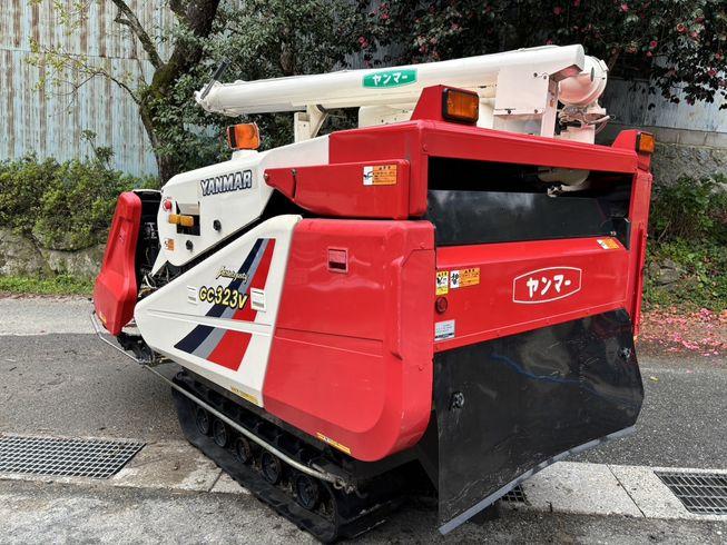 コンバイン GC323V 写真４