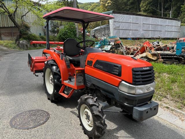 トラクター KL23 写真２