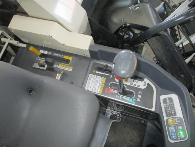 コンバイン V211 写真７