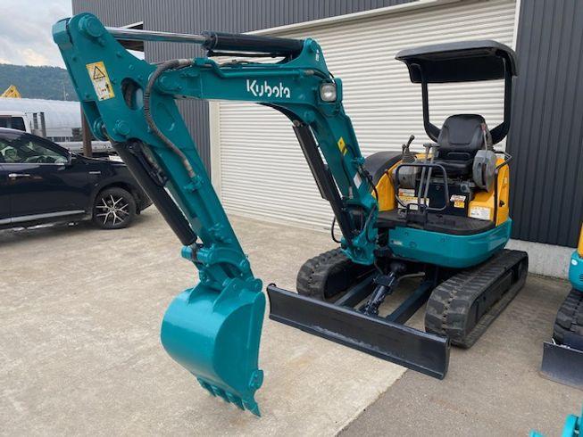 バックホー U-30-5 写真２