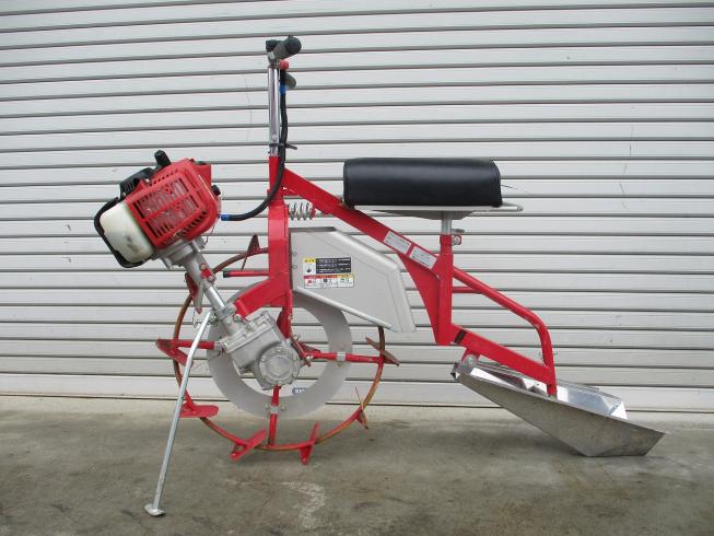 溝切機 MKF-A435 写真３