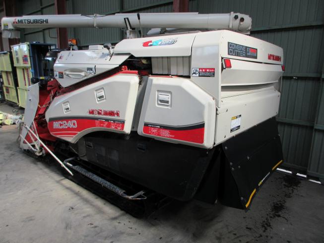 コンバイン MC240 写真３