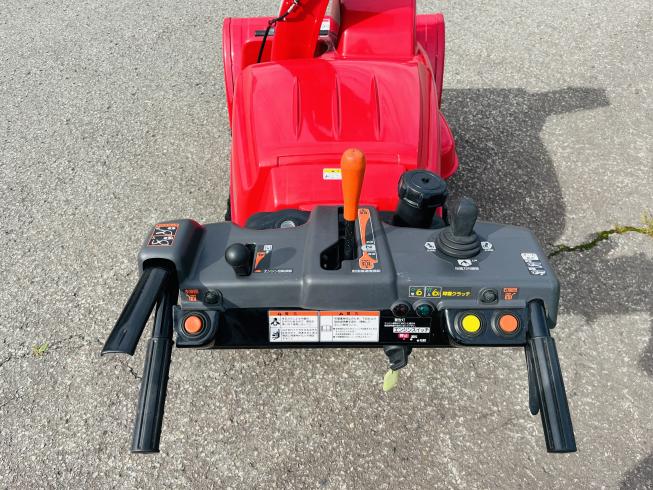 除雪機 HSS1170i 写真５