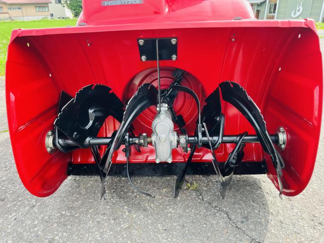 除雪機 HSS1170i 写真９