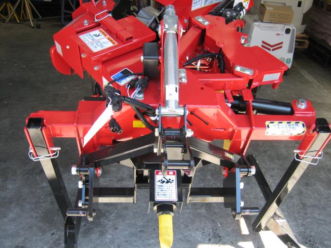 畦塗機 SZR303N-A2 写真２