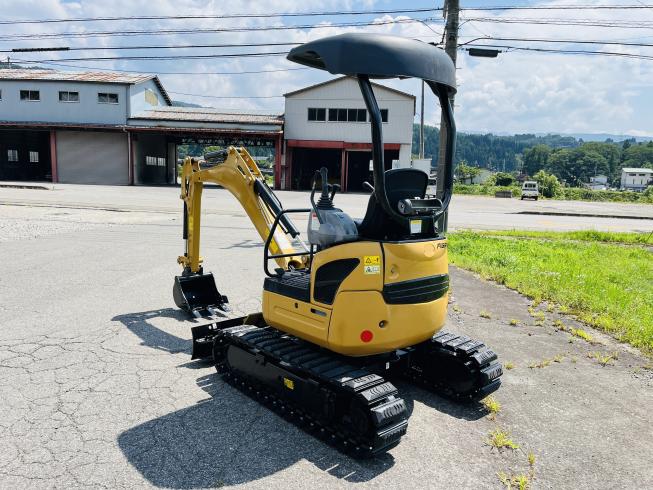 バックホー 017CR 写真４