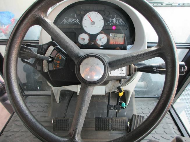 トラクター T7085-HXCY11 写真５